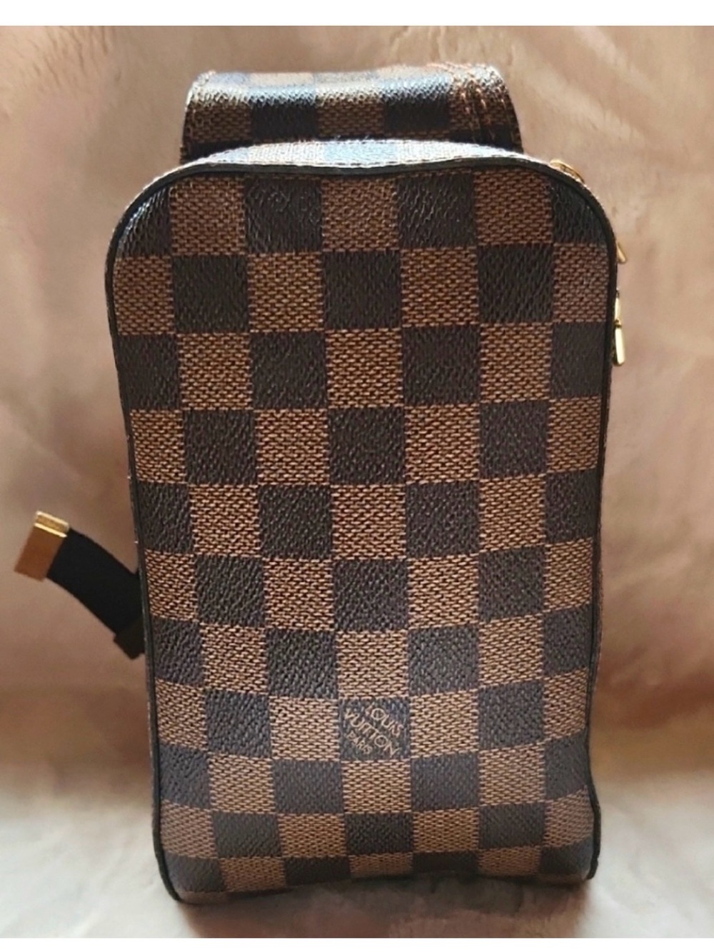 Louis Vuitton Brown Damier Ebene Canvas Messenger Sling Bag